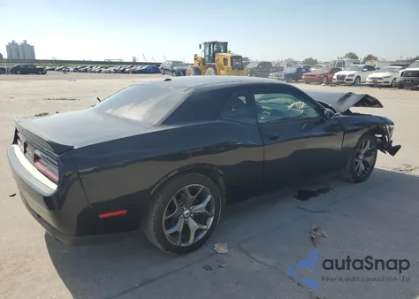 2017 Dodge Challenger Sxt z USA, uszkodzony, nr VIN 2C3CDZAG0HH594599